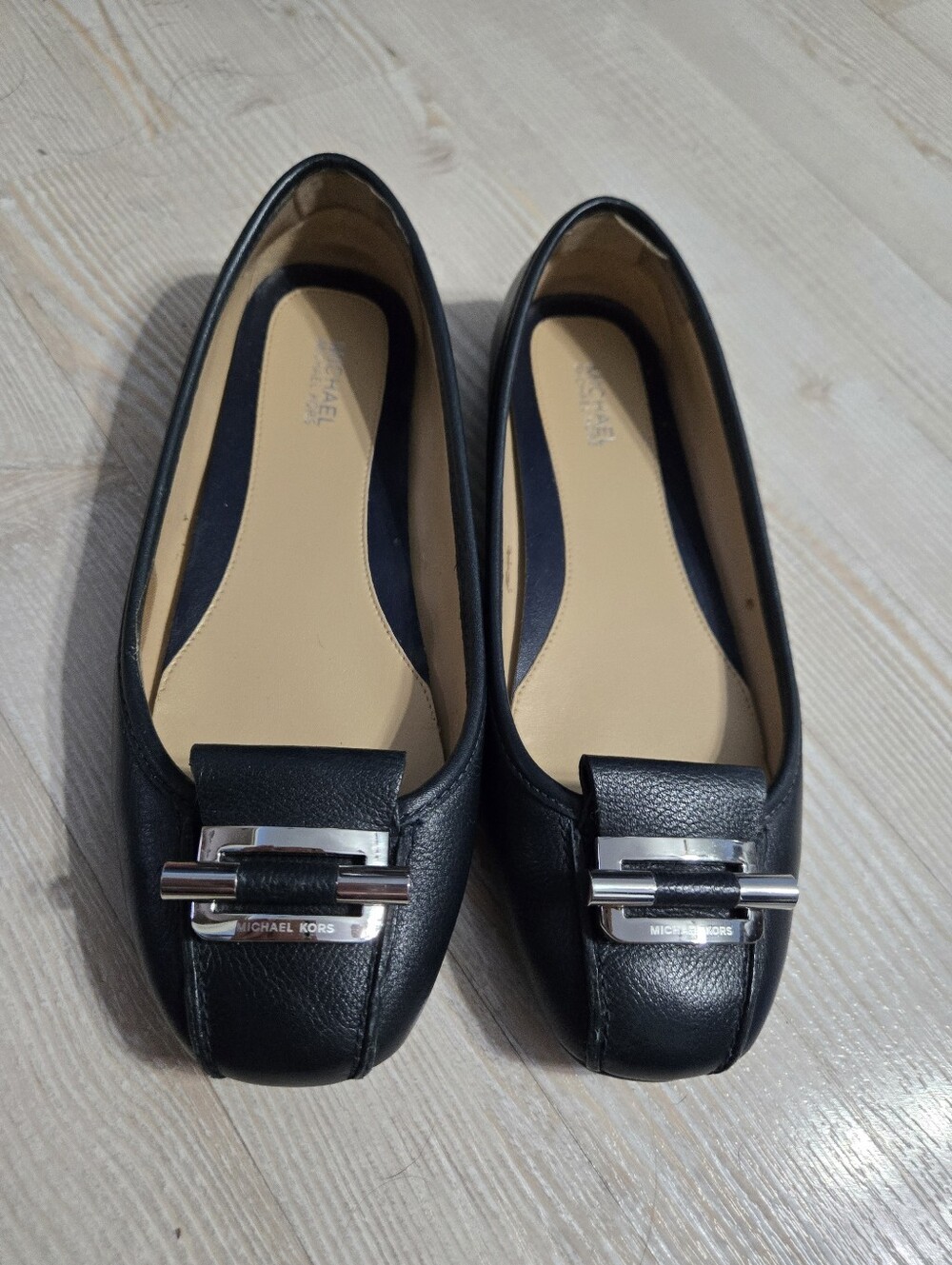 Michael Kors Size 7 Womens Shoes